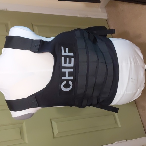 ThinkGeek Tactical Chef Apron - Picture 2 of 4